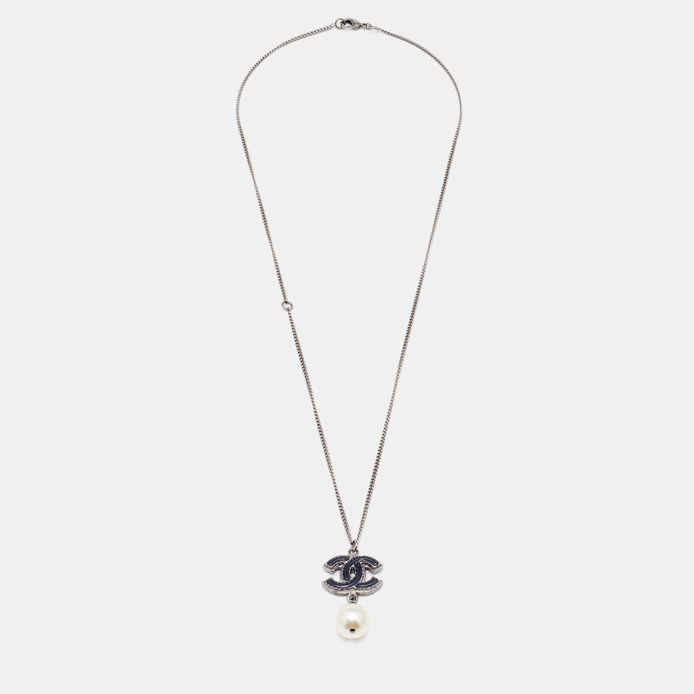 CHANEL Gunmetal Tone Black CC Charm Faux Pearl Drop Necklace - Picture 2 of 5